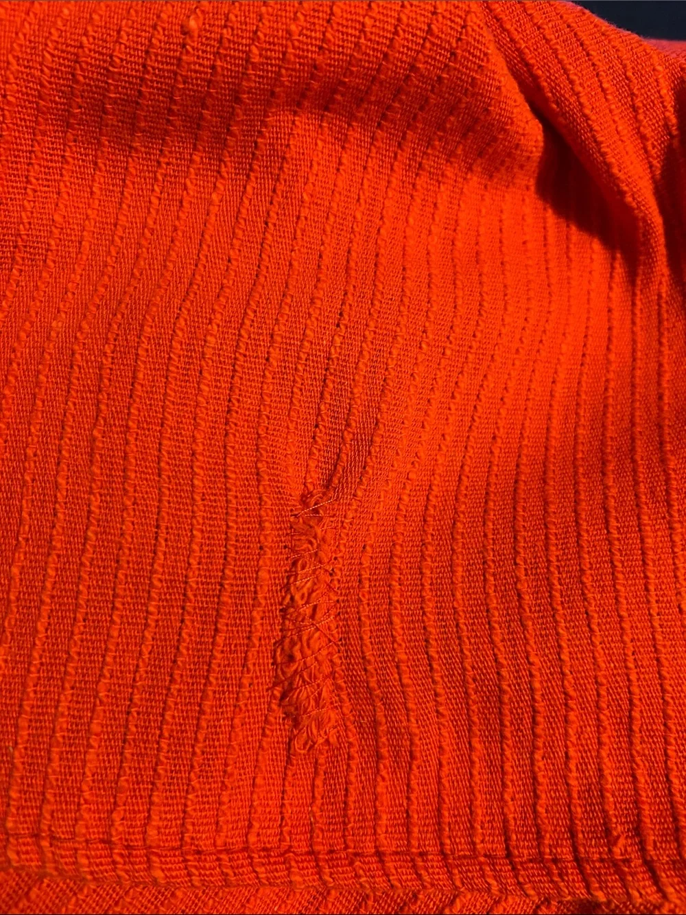 Nobrand bright red